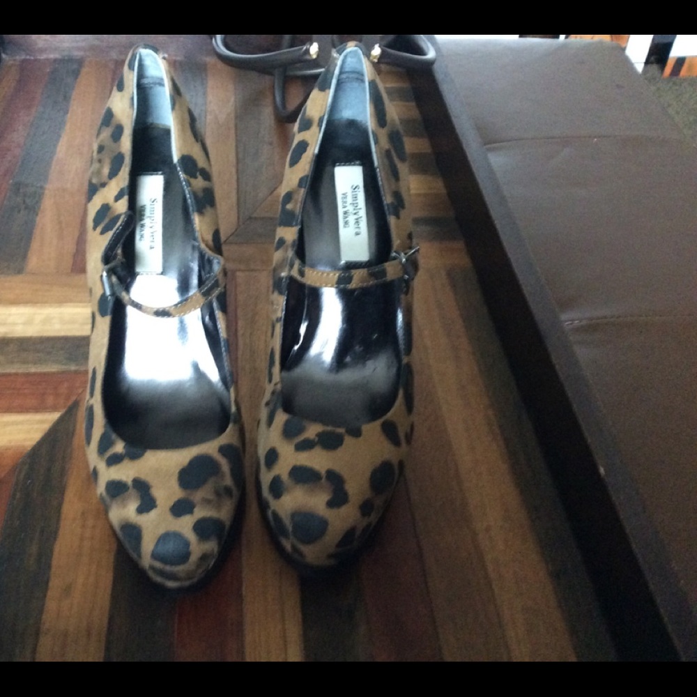 Simply Vera Heels